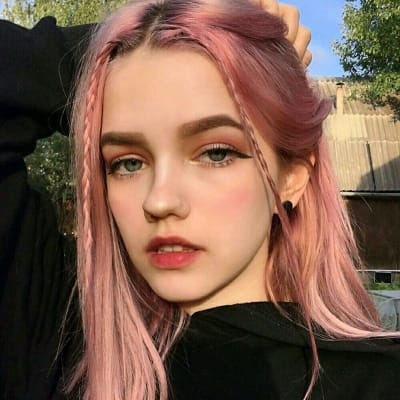 فہیم اشرف avatar
